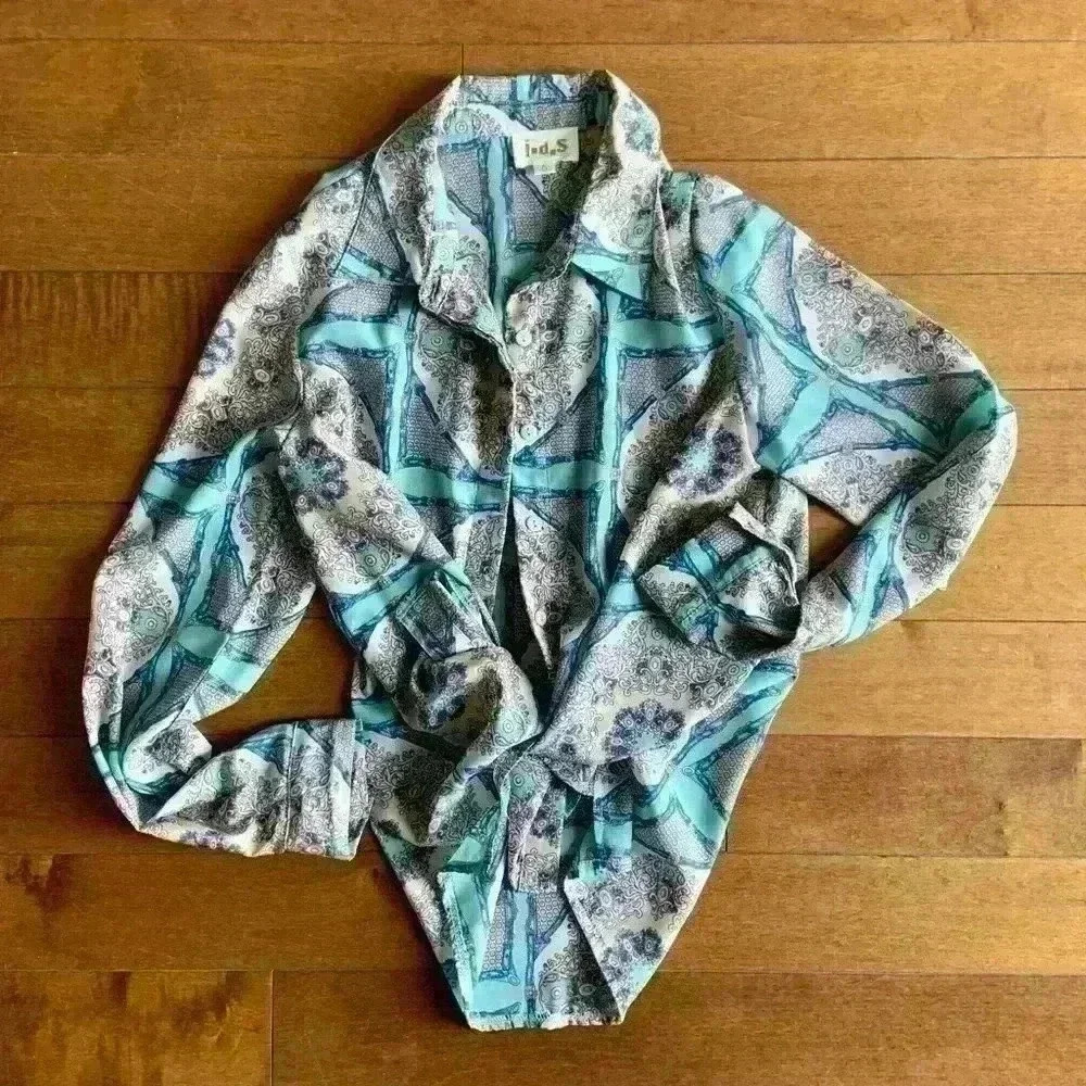 I.D.S. | Vintage  paisley blue white orange pattern button down size 6 (small) - Picture 2 of 4